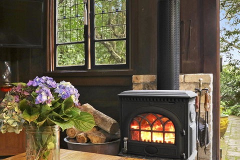 NUNGAROO COTTAGE - Schoolies Week Accommodation 0