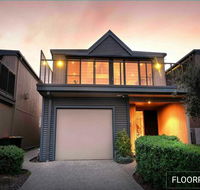 Ocean Grove House with Fantastic Ocean Views - Schoolies Week Accommodation