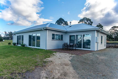 Ocean View - Schoolies Week Accommodation 2