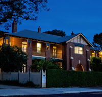Old Parkes Convent - Schoolies Week Accommodation