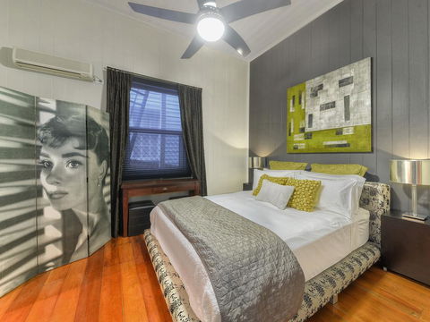 One Thornbury - Schoolies Week Accommodation 3