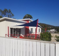 Orford Holiday House - Schoolies Week Accommodation