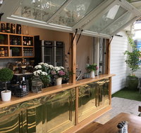 Oscars Hotel and Cafe Bar - Schoolies Week Accommodation