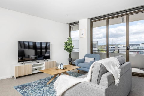 Oversized Luxe 1 Bedder - Amazing Barton - Gym - Schoolies Week Accommodation 2