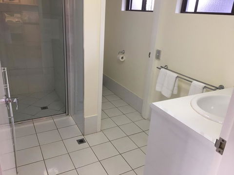 Palms At Trinity - Schoolies Week Accommodation 2