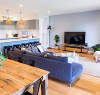 Pandanas Apartments 15A - Mollymook Beach - Schoolies Week Accommodation