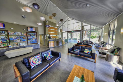 Paradise Palms Resort - Schoolies Week Accommodation 3