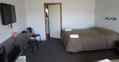 Paringa Hotel Motel - Schoolies Week Accommodation 2