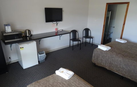 Paringa Hotel Motel - Schoolies Week Accommodation 3