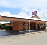 Parkside Motel  Licensed Restaurant - Schoolies Week Accommodation