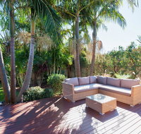 Pawprints 123 Bagnalls Beach Road - Schoolies Week Accommodation