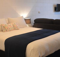 Penguin Seaside Motel - Schoolies Week Accommodation