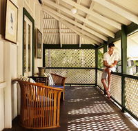 Pinctada McAlpine House - Schoolies Week Accommodation