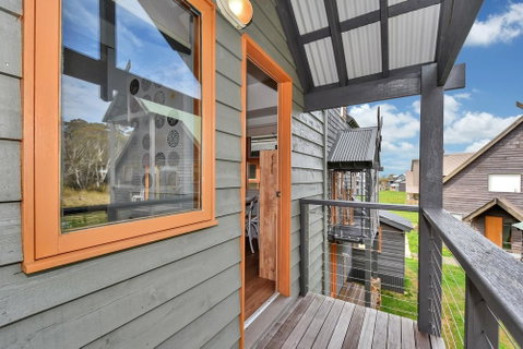 Piqueos 2 - Schoolies Week Accommodation 1
