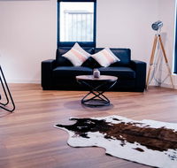 Platypus Apartments - Schoolies Week Accommodation