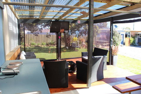 Portland Retro Motel - Schoolies Week Accommodation 1