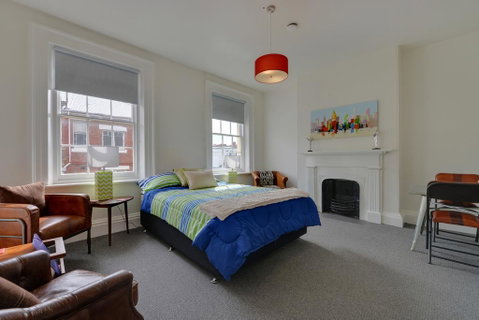 Portsea Place - Schoolies Week Accommodation 2