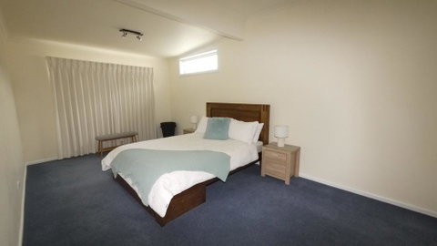 Position On Alexander - Schoolies Week Accommodation 2