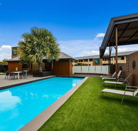 Quality Hotel City Centre - Schoolies Week Accommodation