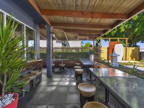 Quality Inn Airport Heritage - Schoolies Week Accommodation 3