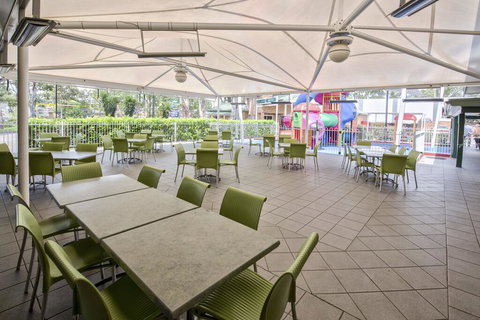 Quality Inn Penrith Sydney - Schoolies Week Accommodation 3