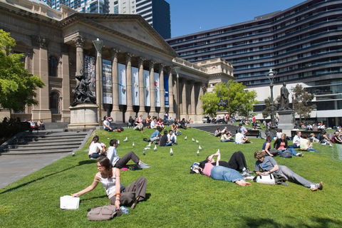 QV2 APARTMENT ON SWANSTON ST - Schoolies Week Accommodation 2