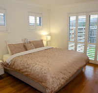 Race Course Apartments - Schoolies Week Accommodation
