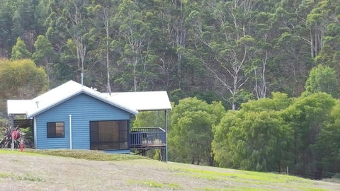 Rainbow Trail Chalets - Schoolies Week Accommodation 0