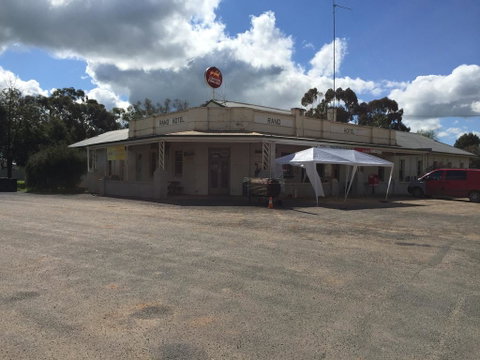 Rand Hotel - Schoolies Week Accommodation 0