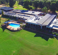 Renmark Country Club - Schoolies Week Accommodation