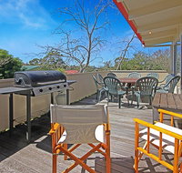 REST ASHORE at MOLLYMOOK - Schoolies Week Accommodation