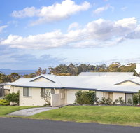 Riley 2/2 - Mollymook - Schoolies Week Accommodation