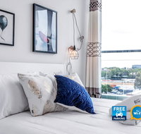 Riverside Living in Portside Wharf Hamilton - Schoolies Week Accommodation