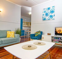 Robins Nest - Schoolies Week Accommodation