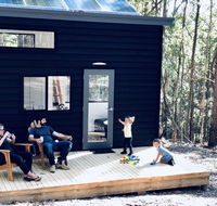 Robinson Crusoe Tiny House - Schoolies Week Accommodation