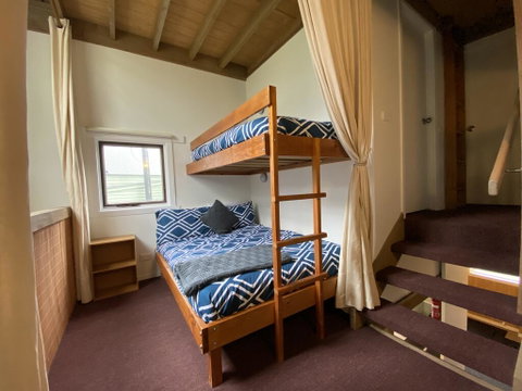 Ropers - Schoolies Week Accommodation 3