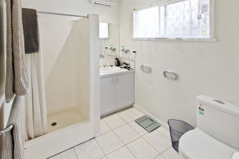 Sama-Sama - Walking Distance To Town And Water - Schoolies Week Accommodation 3