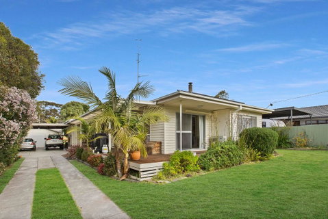Sama-Sama - Walking Distance To Town And Water - Schoolies Week Accommodation 0