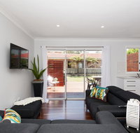 Sandy Point Road 98 Eden by the Bay - Schoolies Week Accommodation