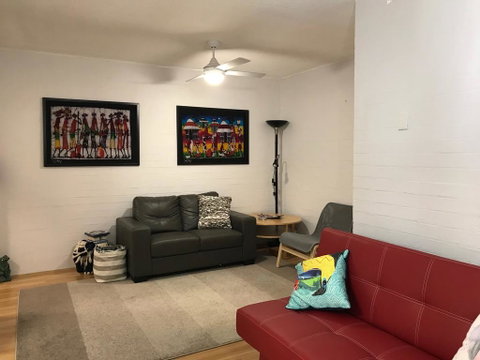 Santa Monica Apartment - Schoolies Week Accommodation 2