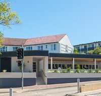 Seabreeze Hotel - Schoolies Week Accommodation