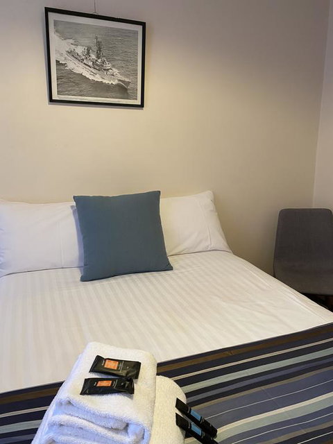 Shipwrights Arms - Schoolies Week Accommodation 3