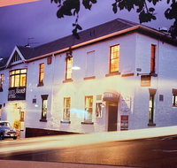 Shipwrights Arms - Schoolies Week Accommodation