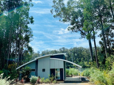 Silkwood Estate - Schoolies Week Accommodation 0
