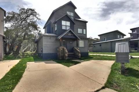 Ski Bird - Schoolies Week Accommodation 1