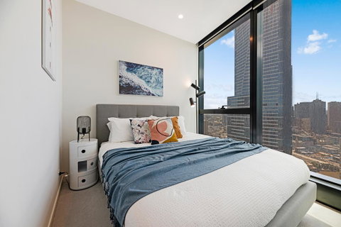 Skyhigh Apartments By MYHOME - Schoolies Week Accommodation 1