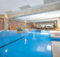 Sovereign Park Motor Inn - Schoolies Week Accommodation