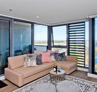 Spectacular Private Balcony Views with Pool - Schoolies Week Accommodation