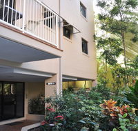 Spring Hill Gardens Apartments - Schoolies Week Accommodation