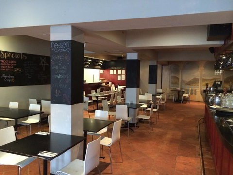 Star Bar Cafe & Hotel - Schoolies Week Accommodation 3